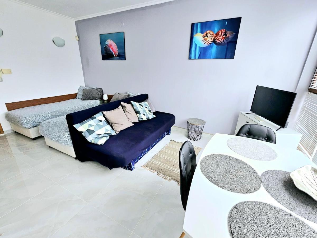 Studio Apartment With Balcony 300M From Beach ซันนีบีช ภายนอก รูปภาพ