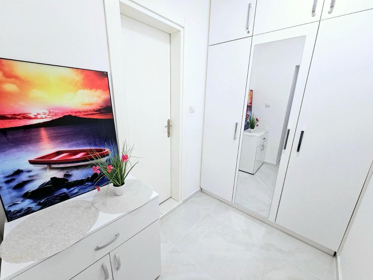 Studio Apartment With Balcony 300M From Beach ซันนีบีช ภายนอก รูปภาพ